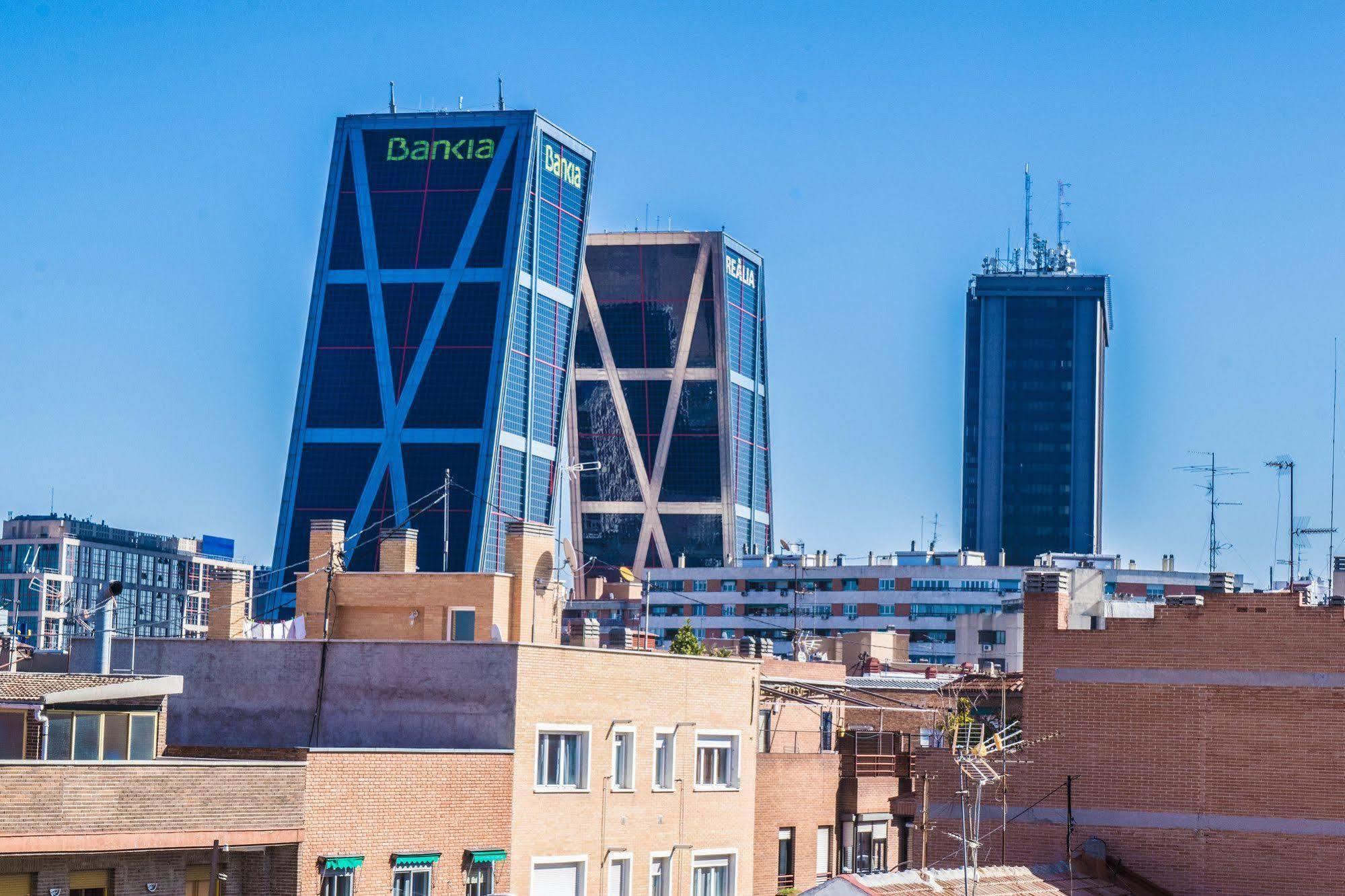Caballero Errante Madrid Exterior foto